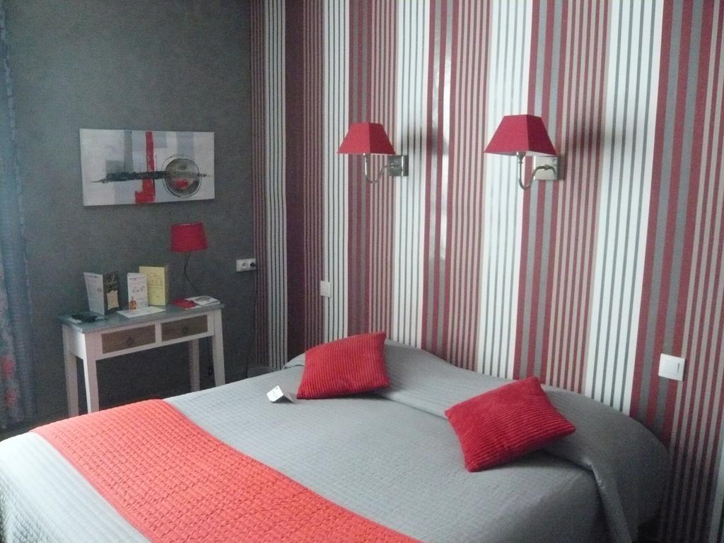 Hotel - Restaurant Saint Jacques Blois Buitenkant foto