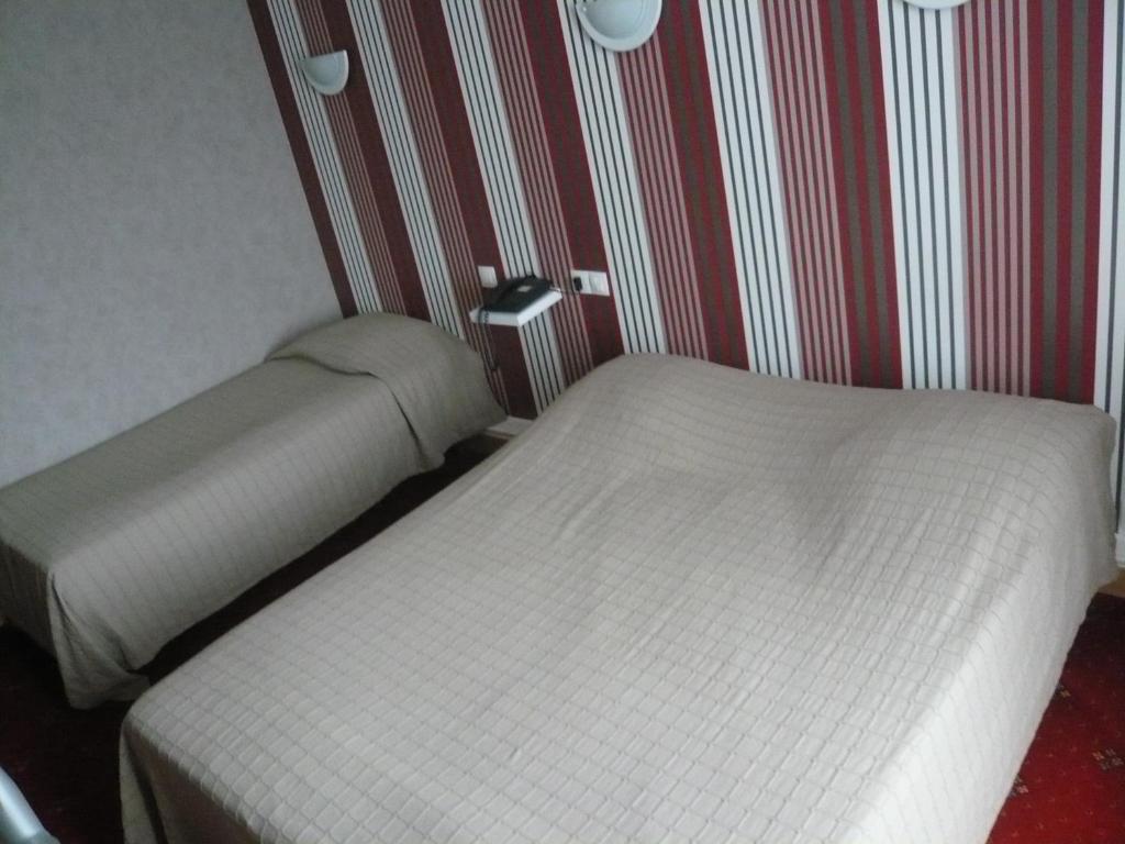 Hotel - Restaurant Saint Jacques Blois Kamer foto