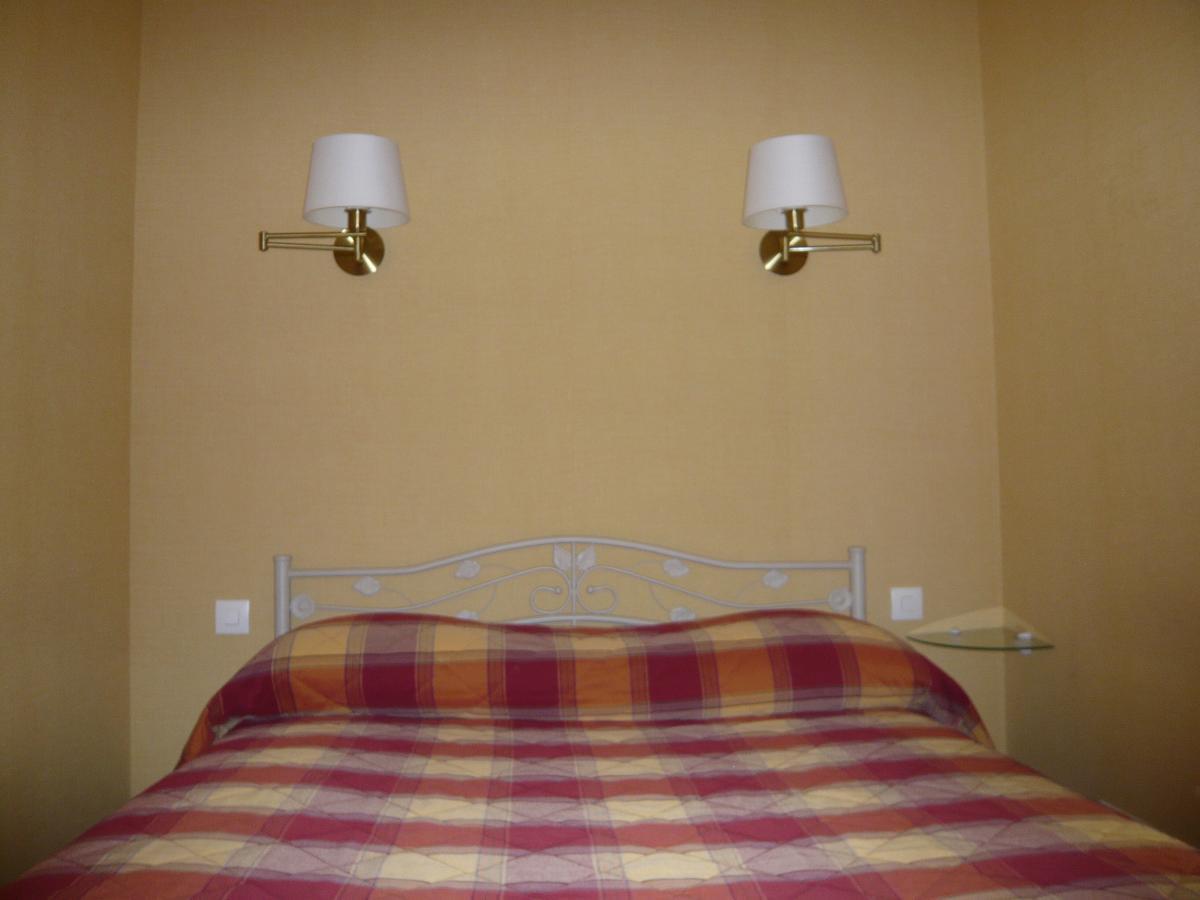 Hotel - Restaurant Saint Jacques Blois Buitenkant foto
