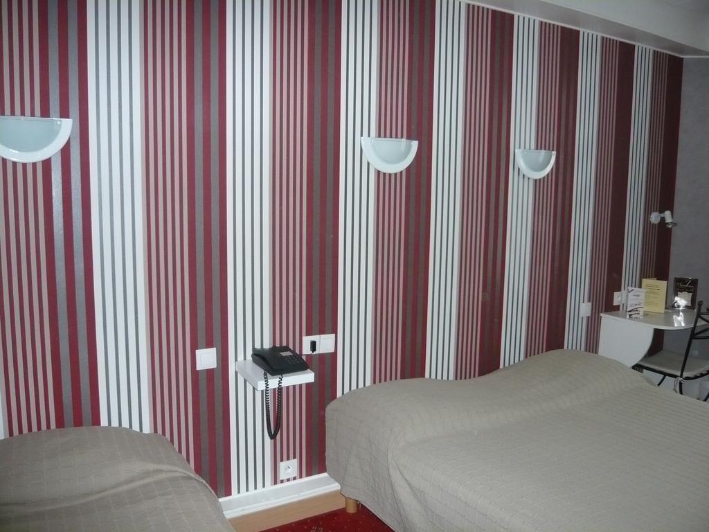 Hotel - Restaurant Saint Jacques Blois Buitenkant foto